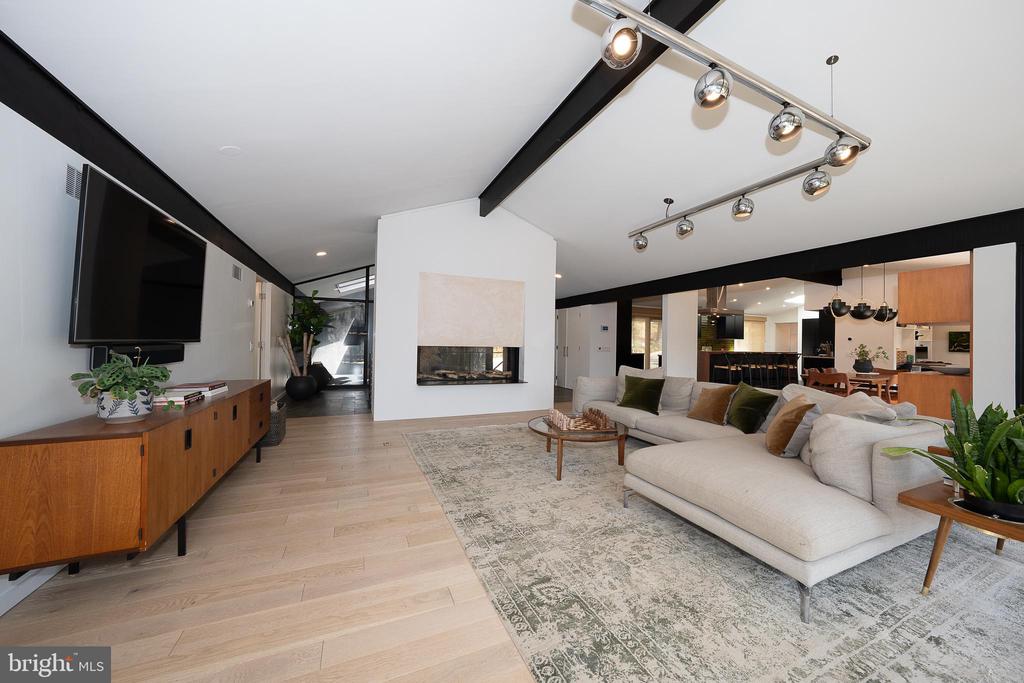308 Sprague Cir
