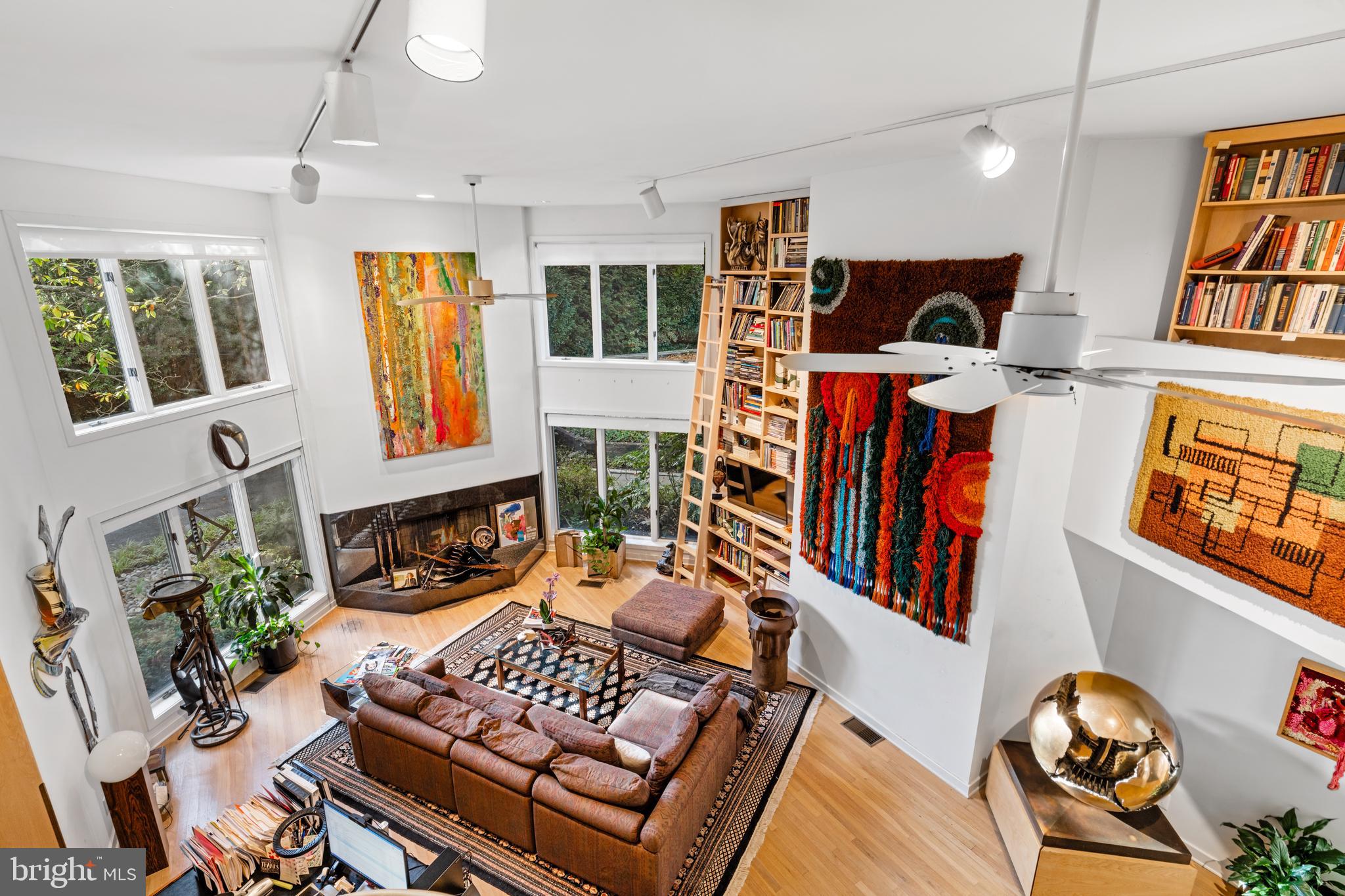 1041 Waverly Rd