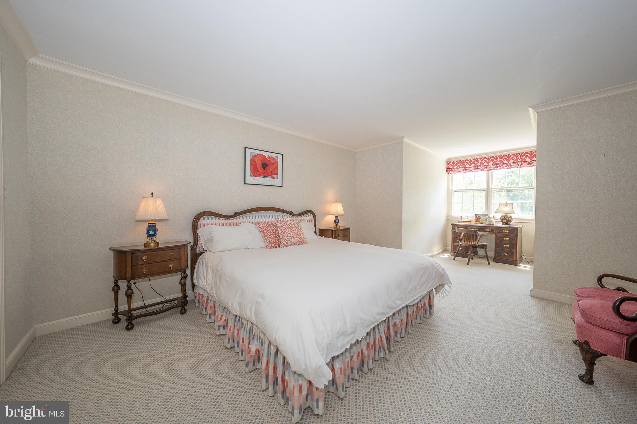 345 Fishers Rd