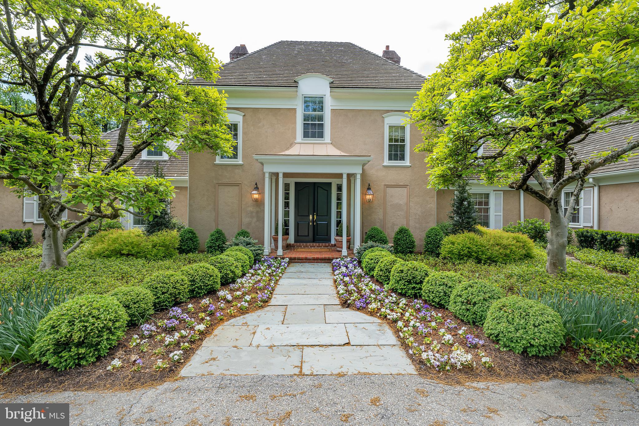 345 Fishers Rd