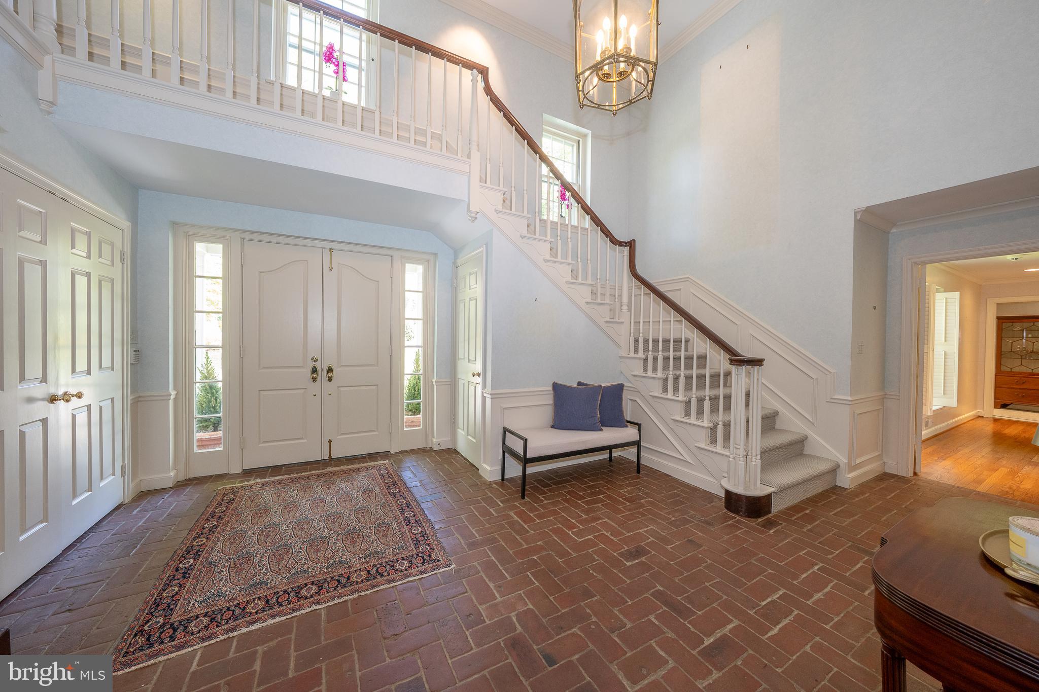 345 Fishers Rd