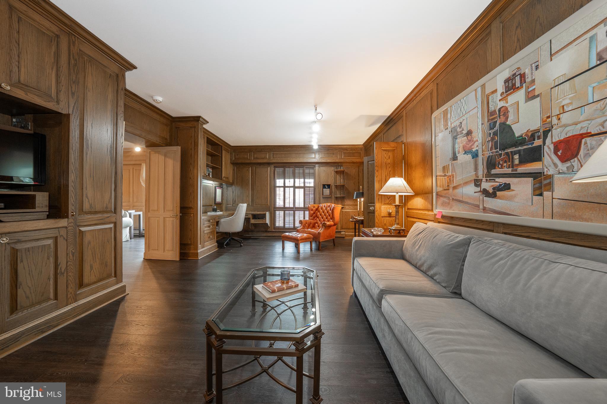 100 Grays Ln #302-304