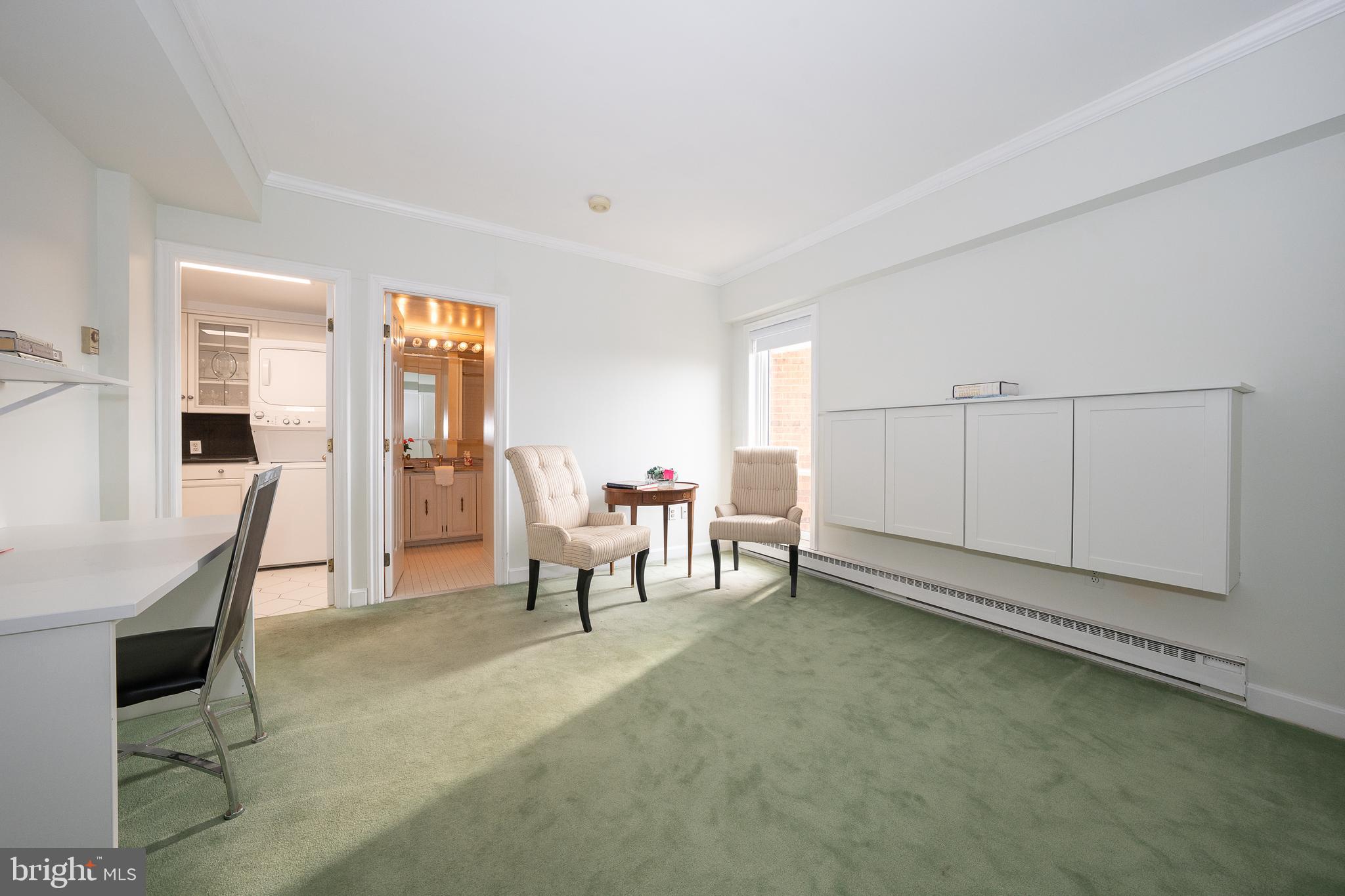 100 Grays Ln #302-304