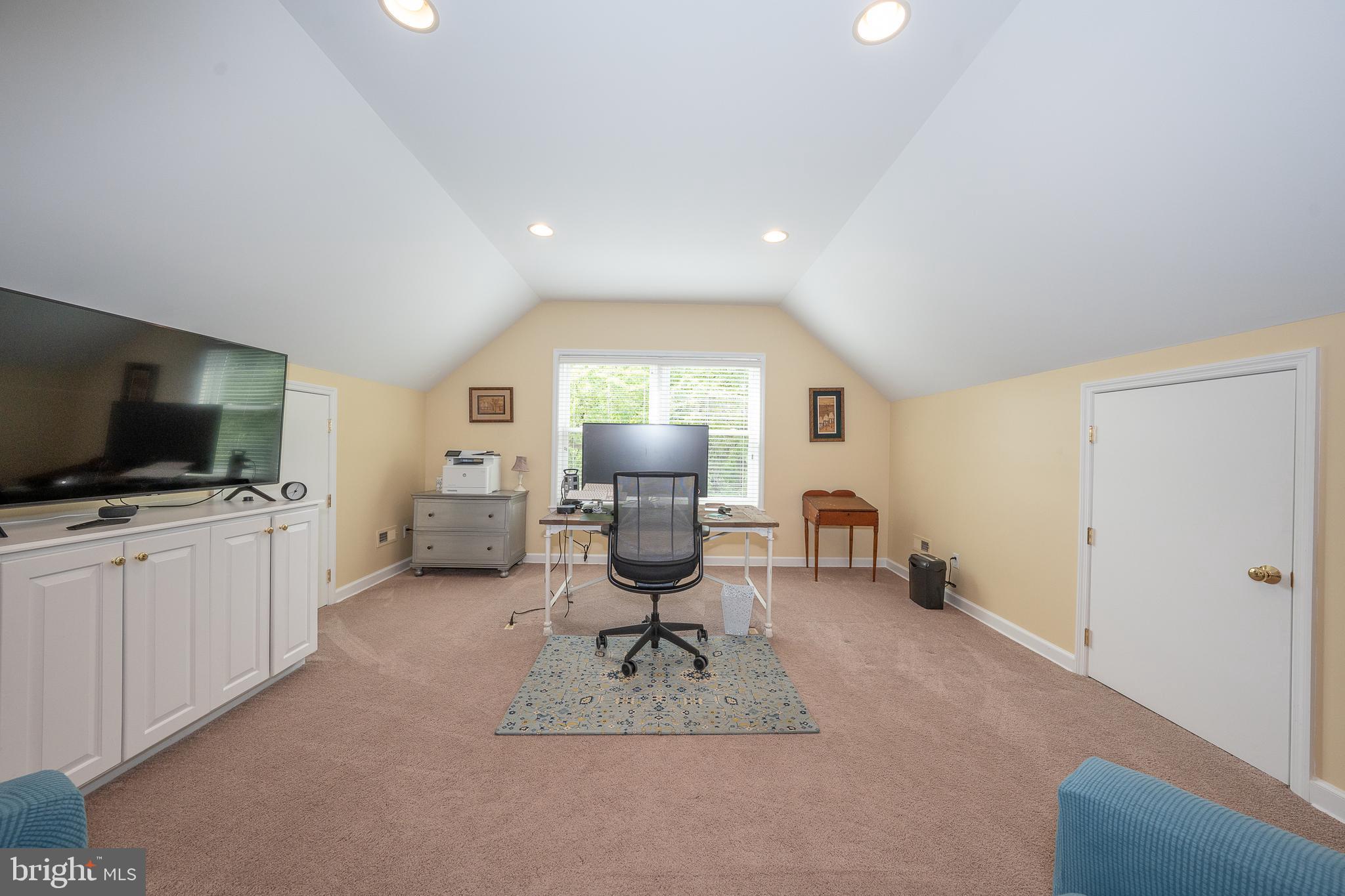 922 Merion Square Rd