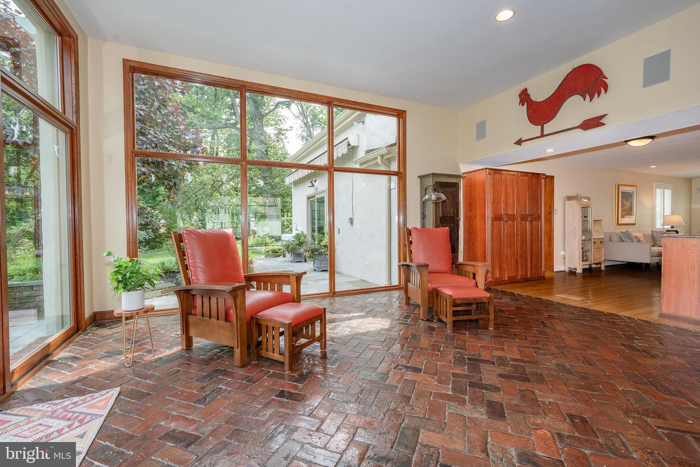 922 Merion Square Rd