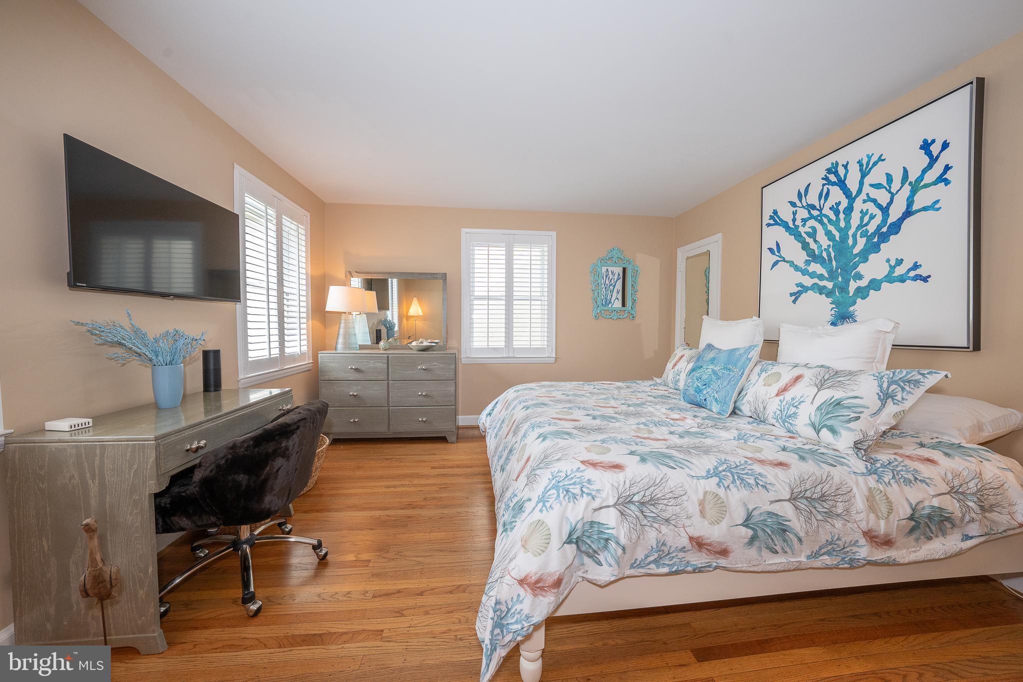 922 Merion Square Rd