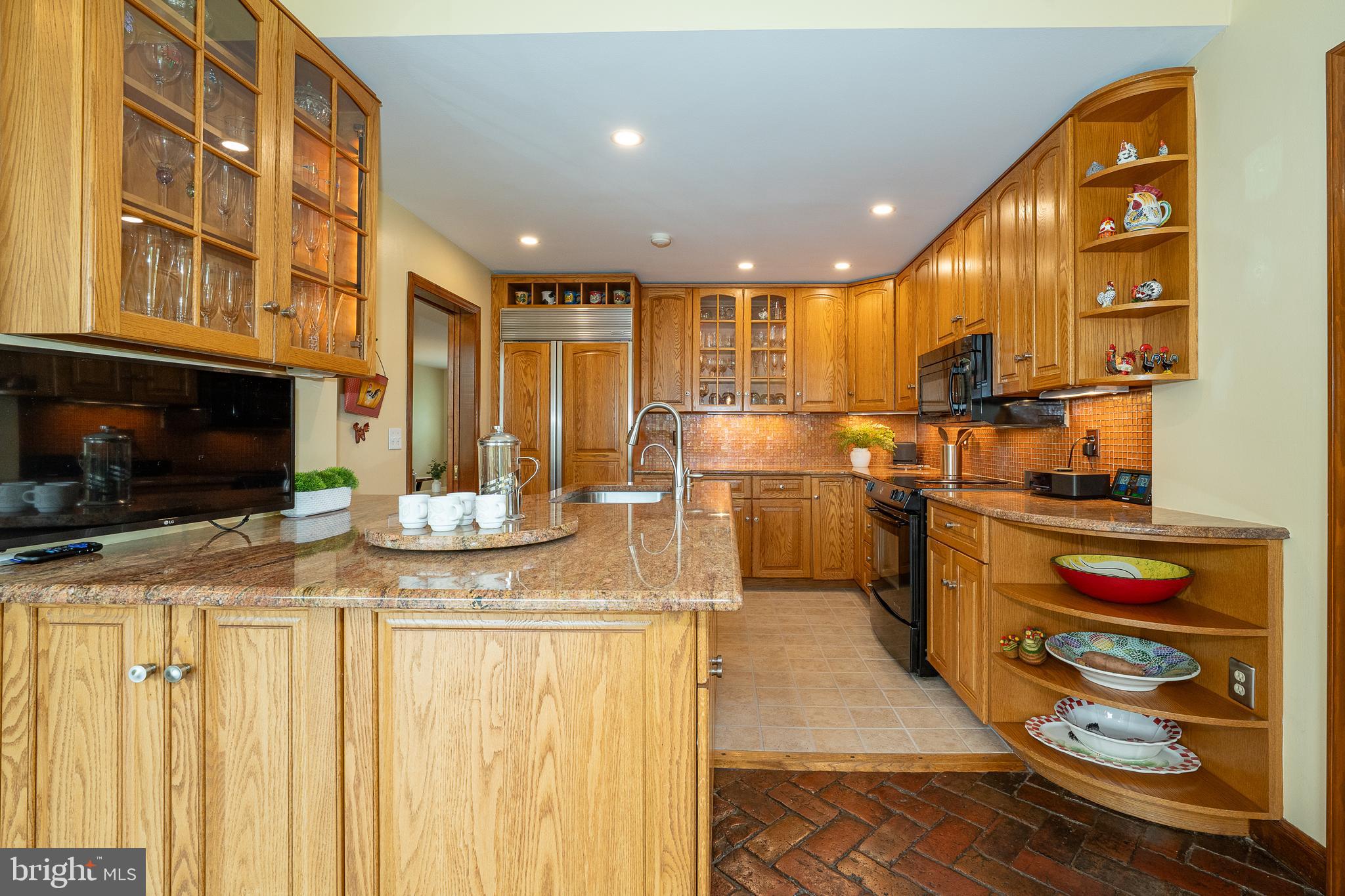 922 Merion Square Rd