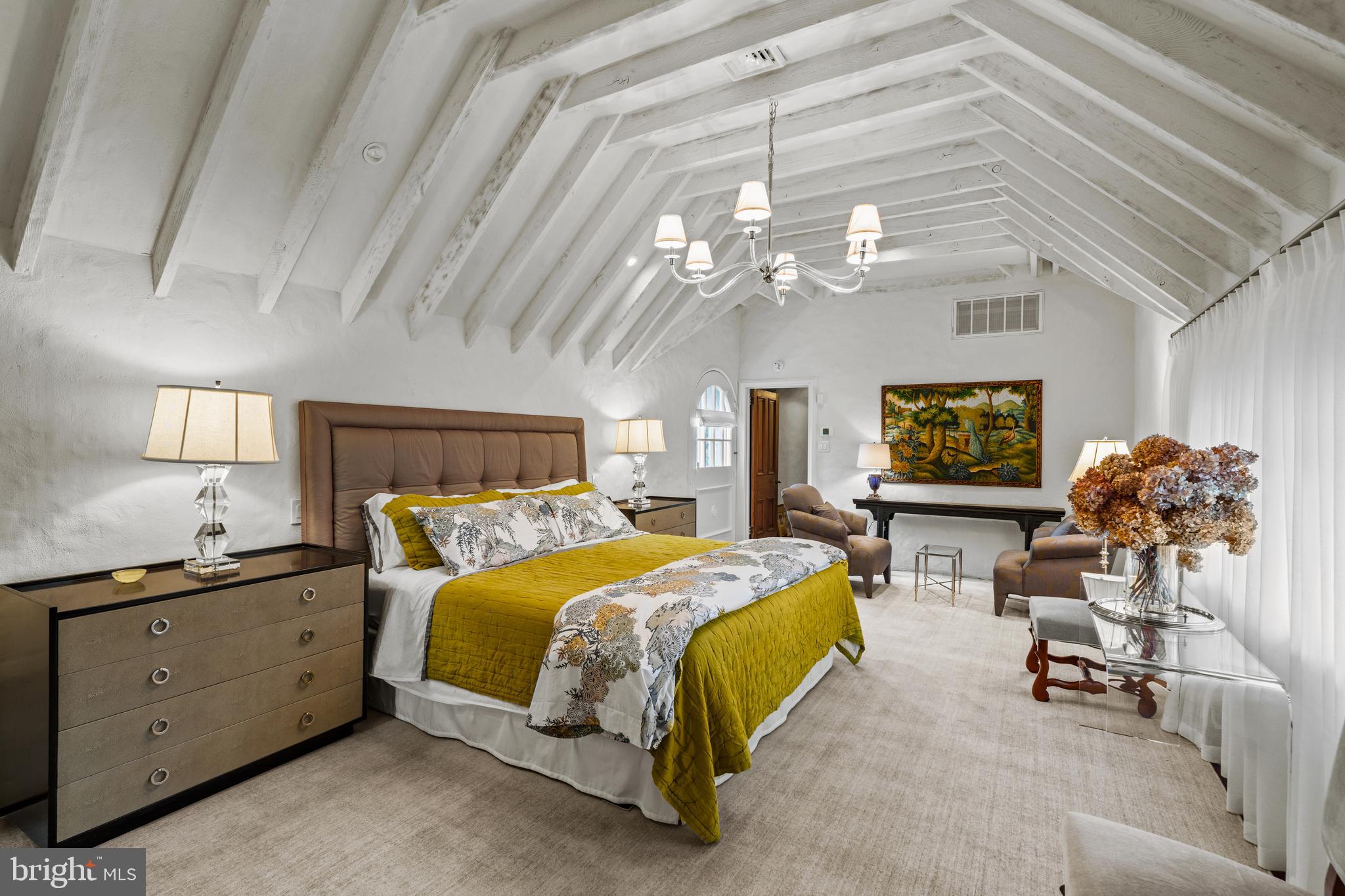 1850 W MONTGOMERY AVENUE