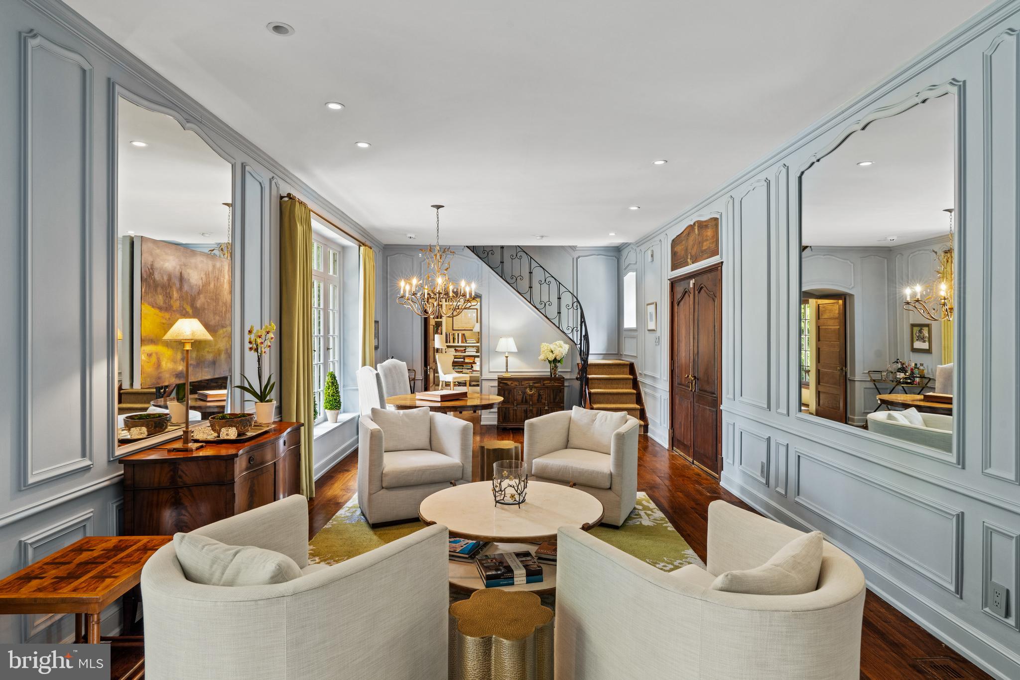 1850 W MONTGOMERY AVENUE