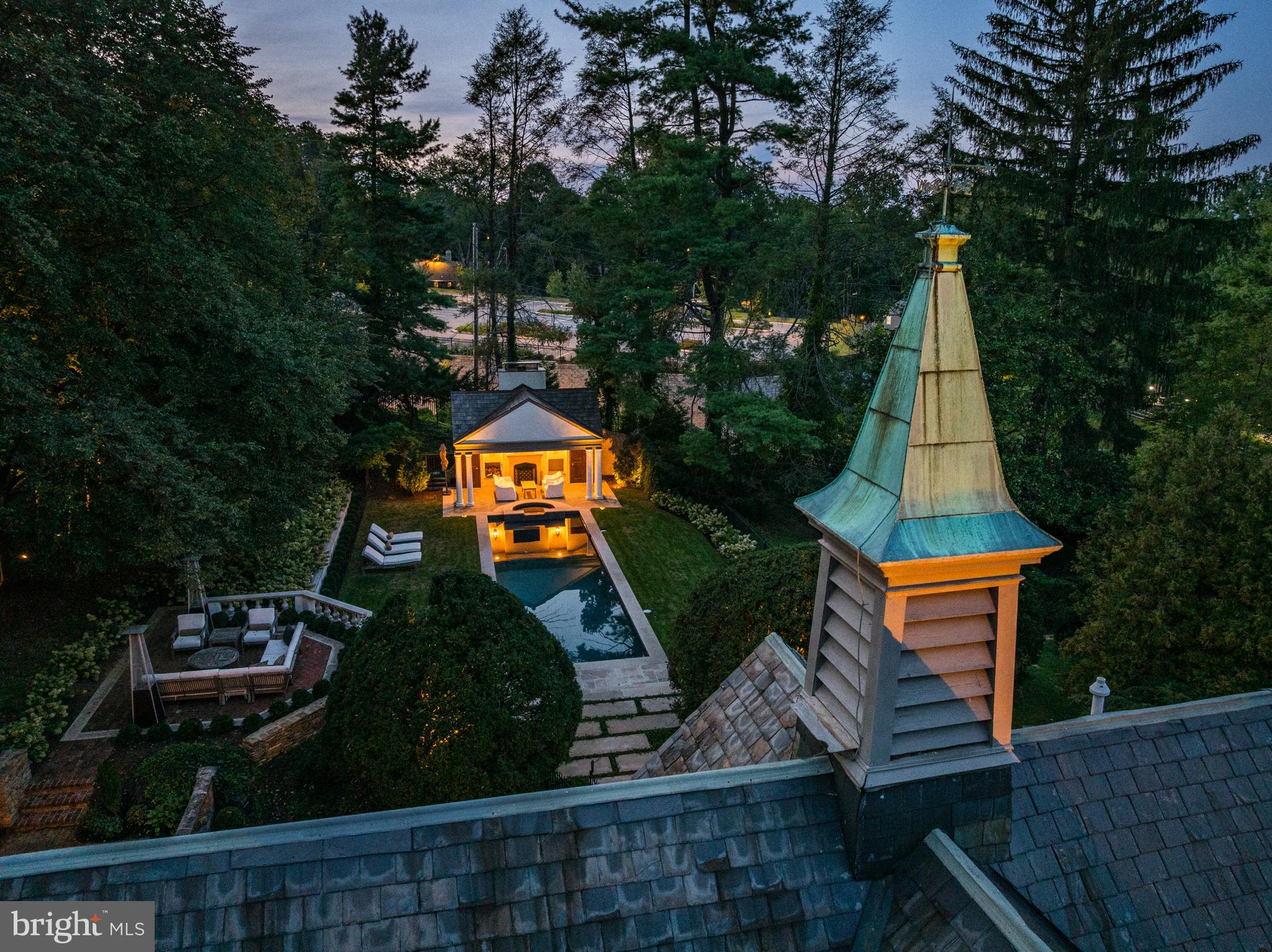 1850 W MONTGOMERY AVENUE