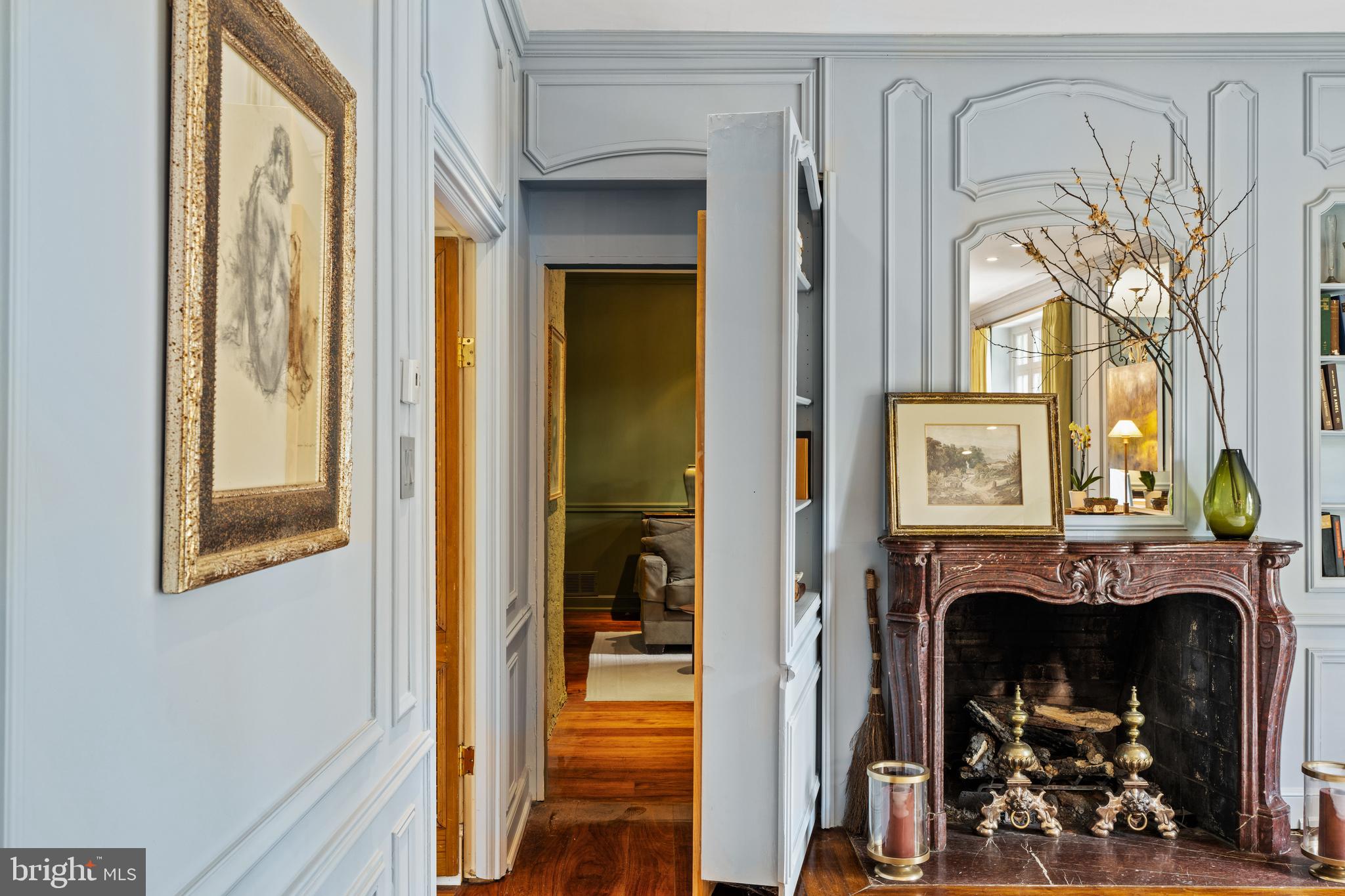 1850 W MONTGOMERY AVENUE