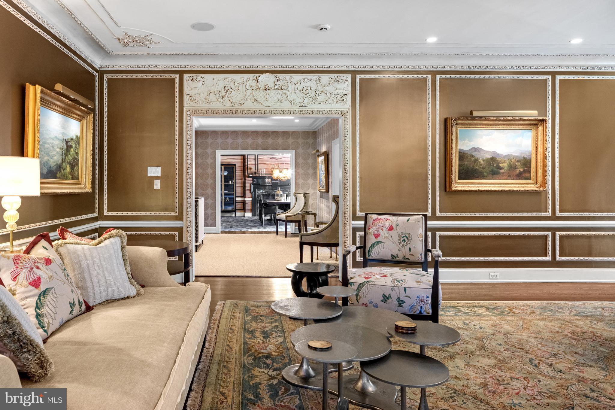 648 & 652 CREIGHTON ROAD