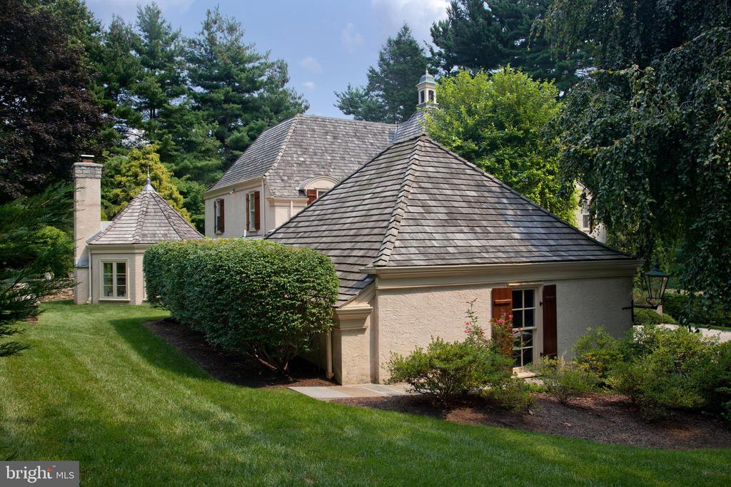 510 HILLBROOK ROAD