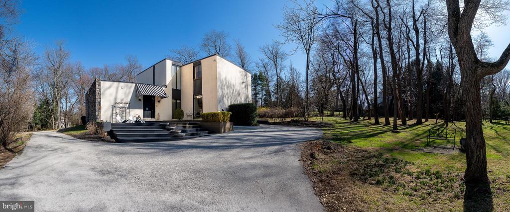 1335 VALLEY ROAD