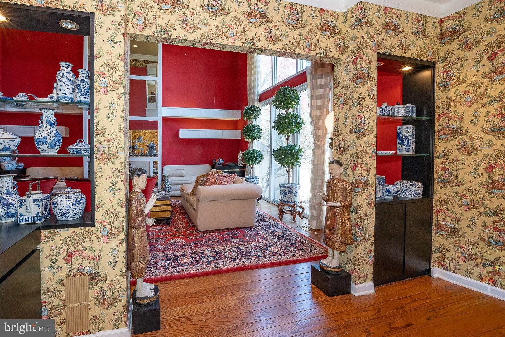 1044 LINDY LANE 10-44