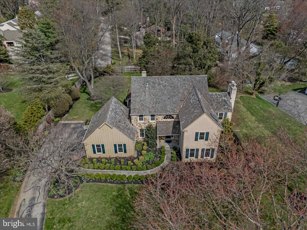 971 DERRING LANE