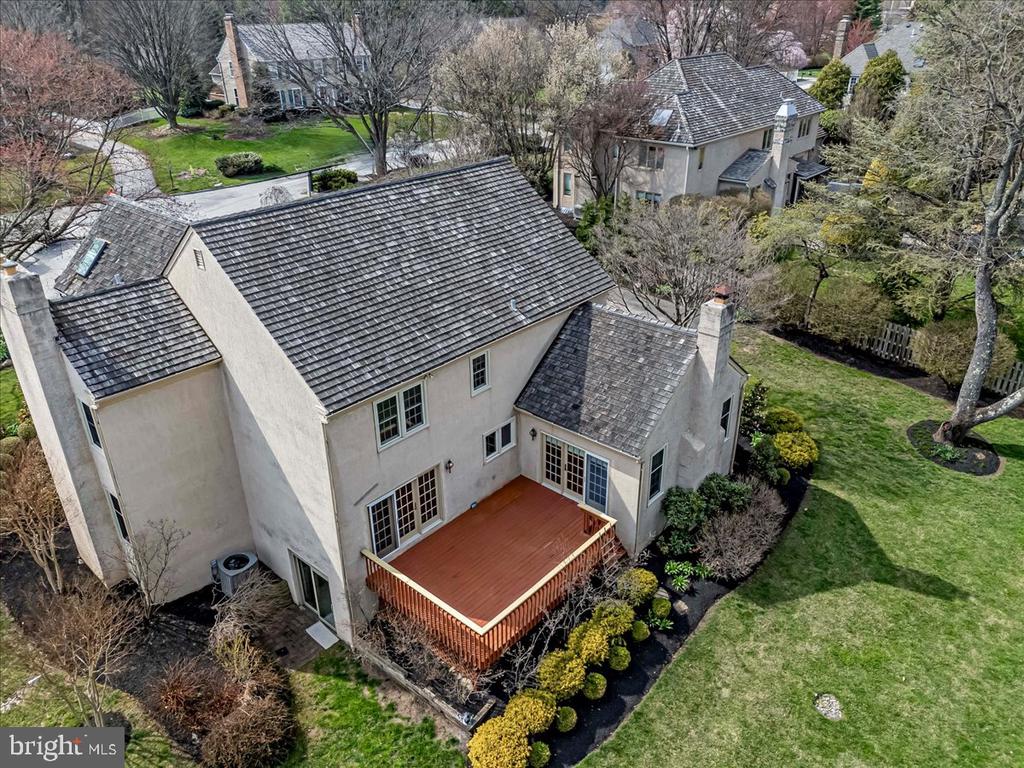 971 DERRING LANE