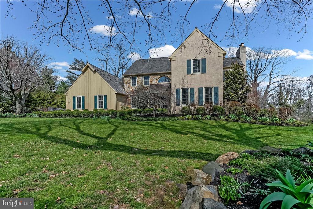 971 DERRING LANE