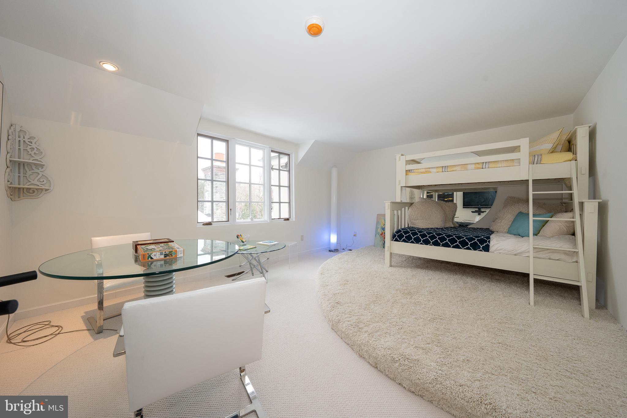 1111 & 1115 WAVERLY ROAD