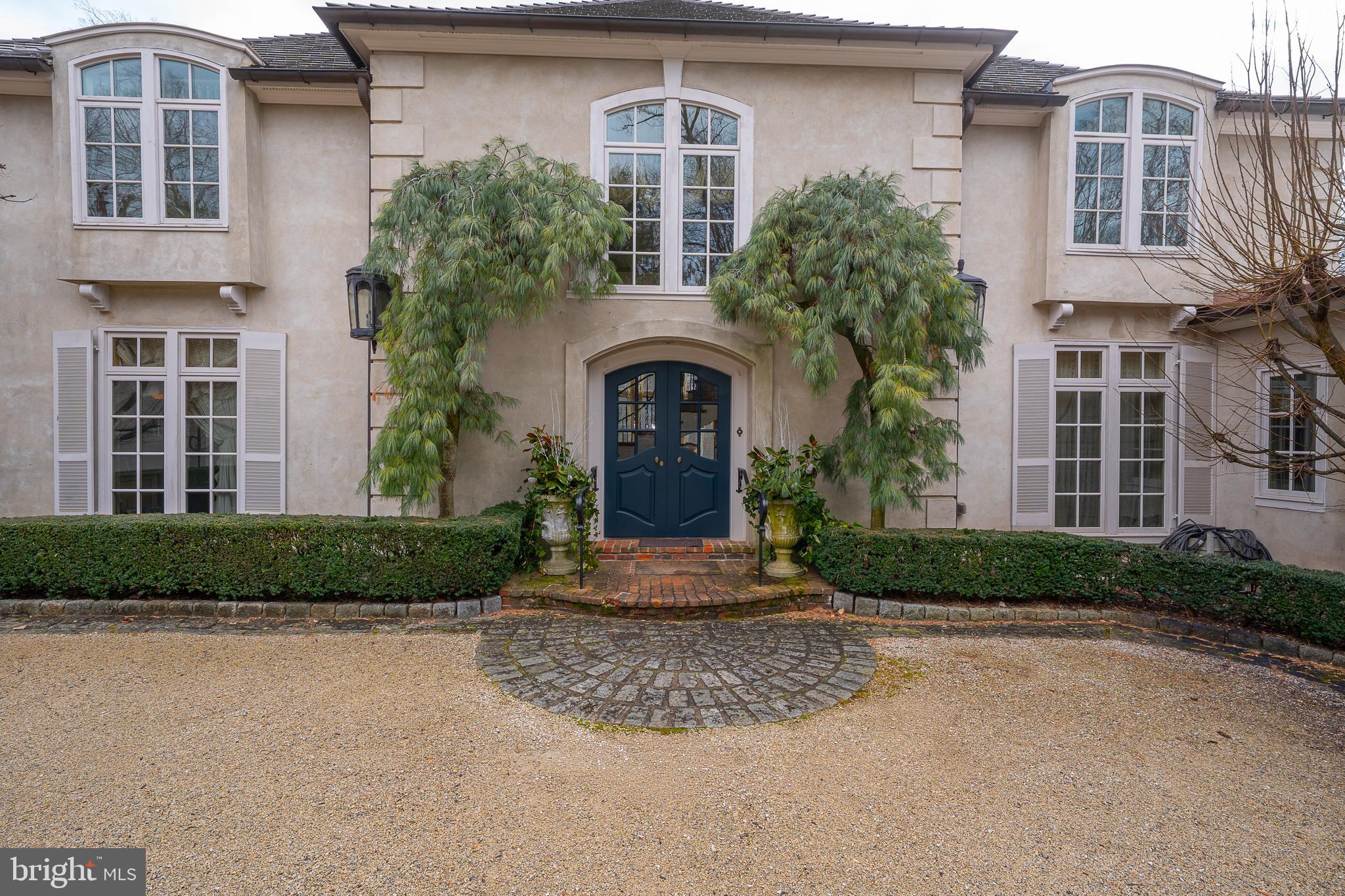 1111 & 1115 WAVERLY ROAD