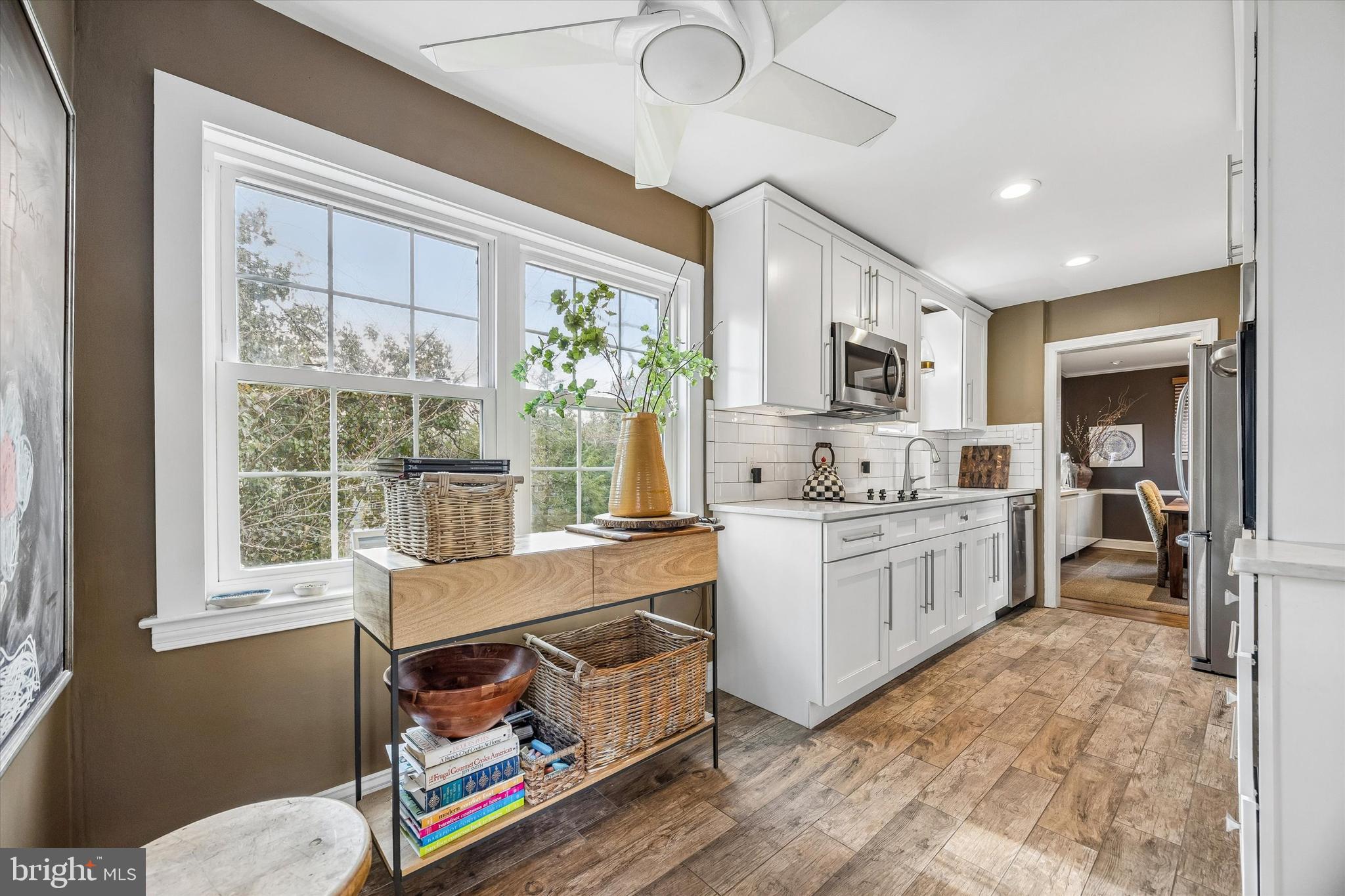 518 GLEN ARBOR DRIVE