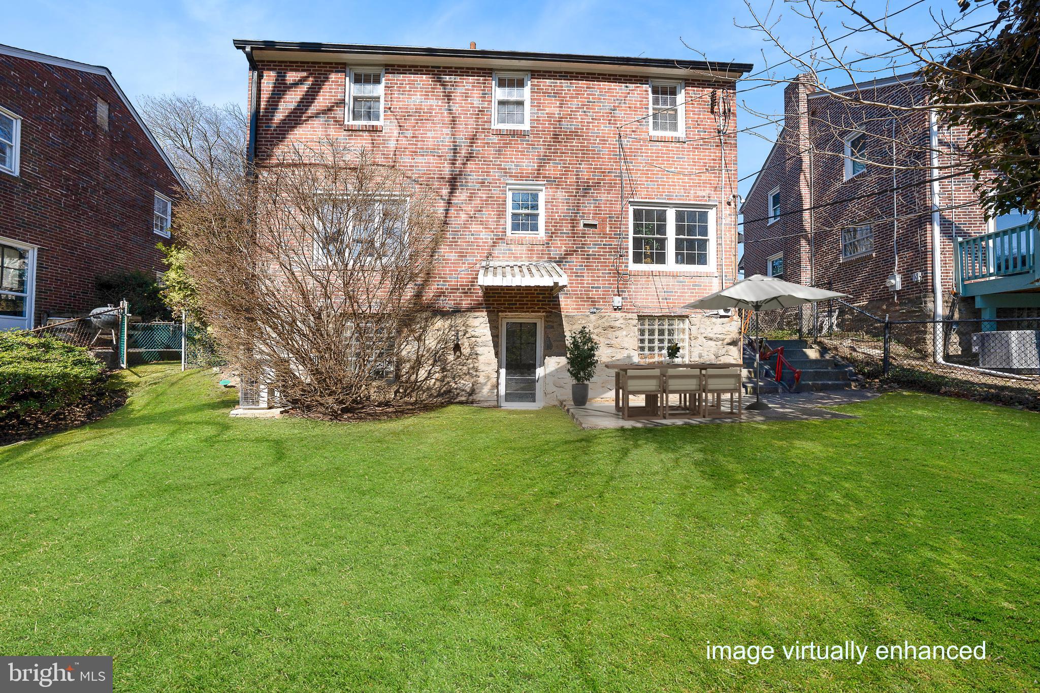518 GLEN ARBOR DRIVE