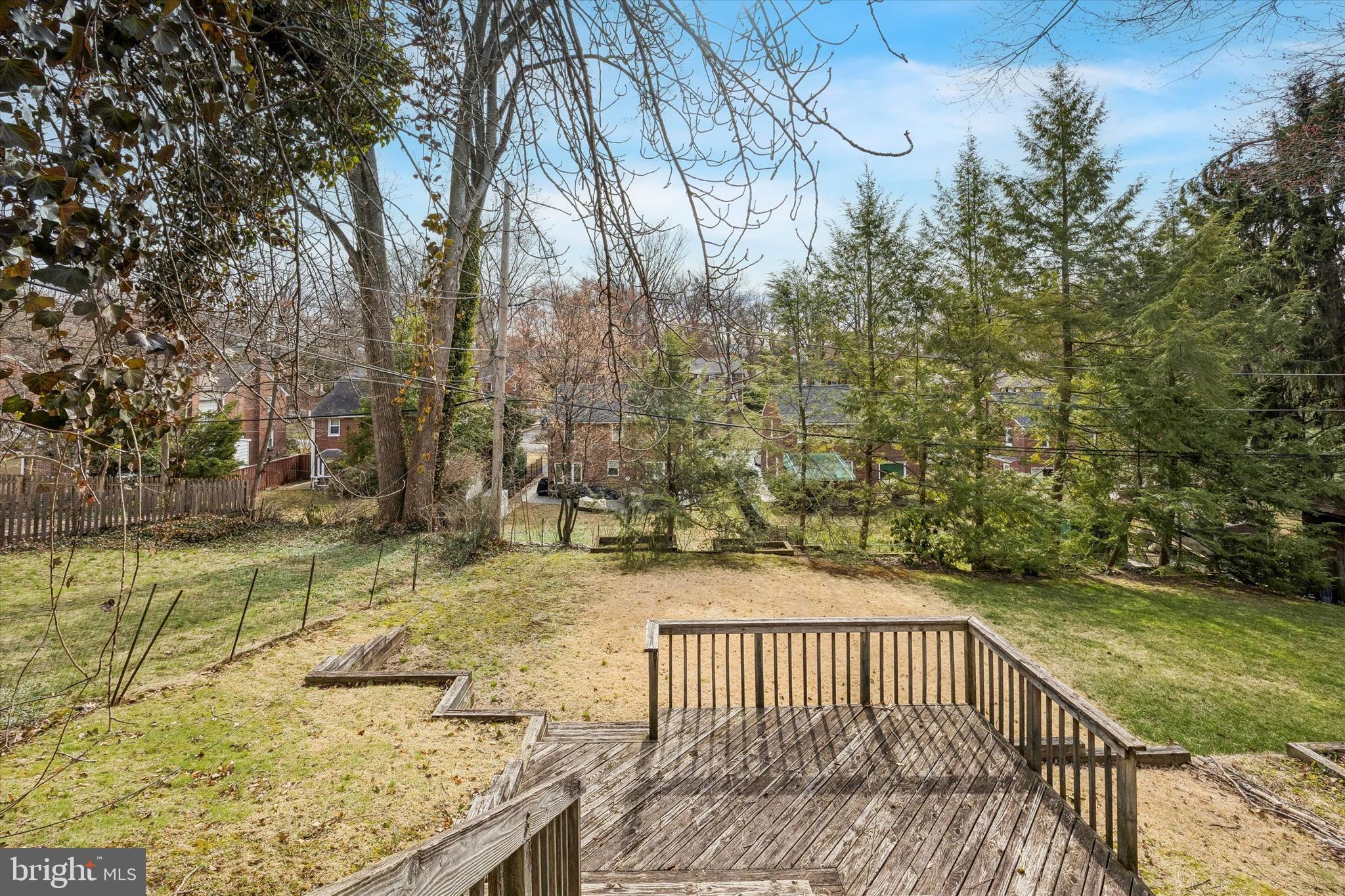 518 GLEN ARBOR DRIVE