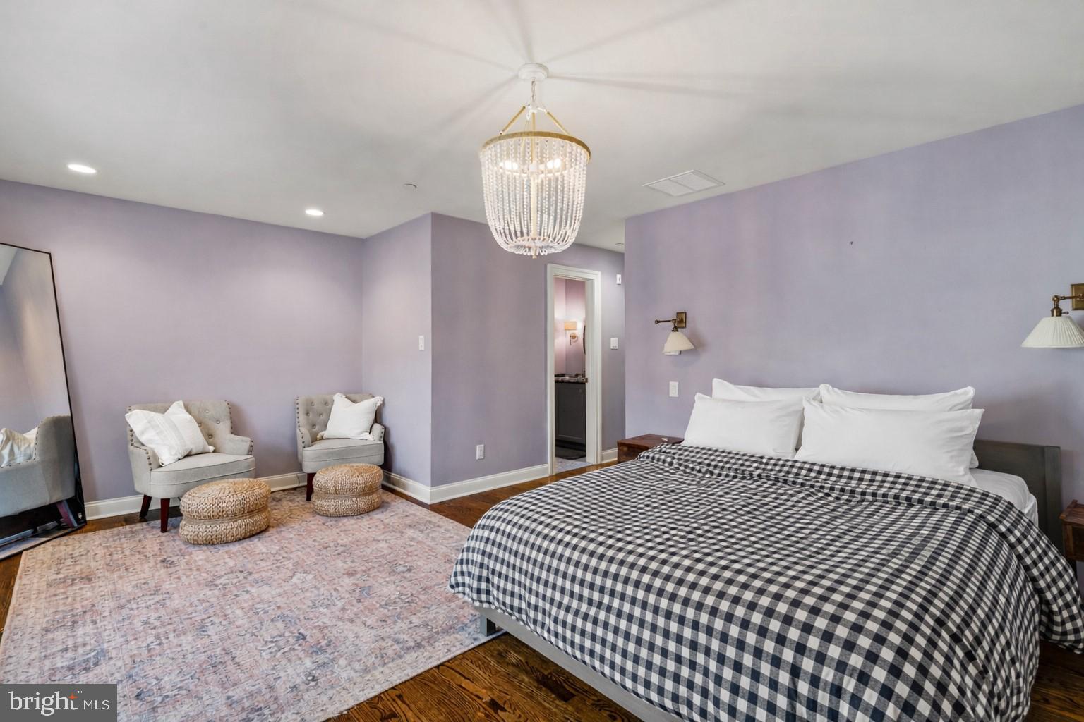 219 E MONTGOMERY AVENUE 6