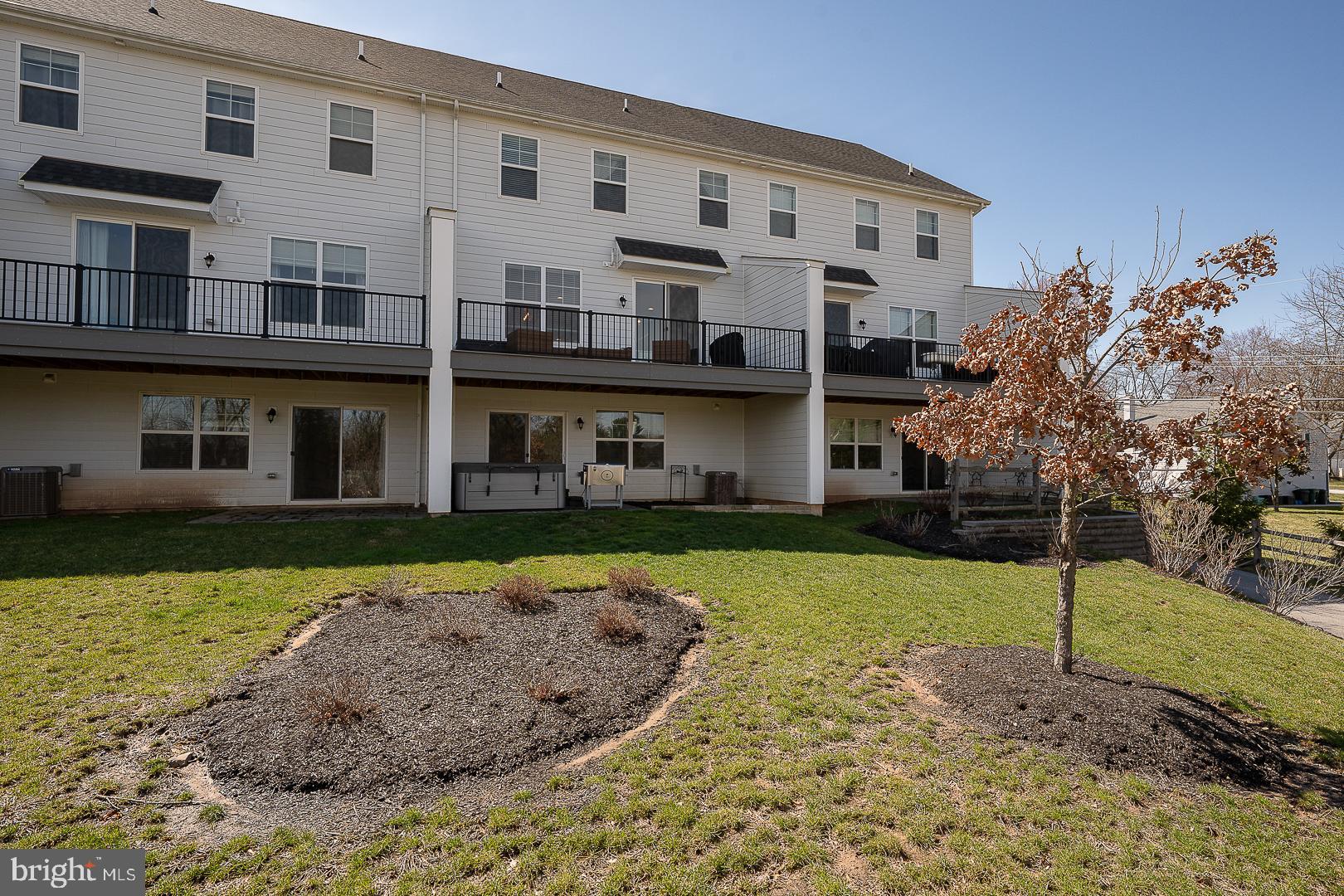 4115 ADDISON COURT