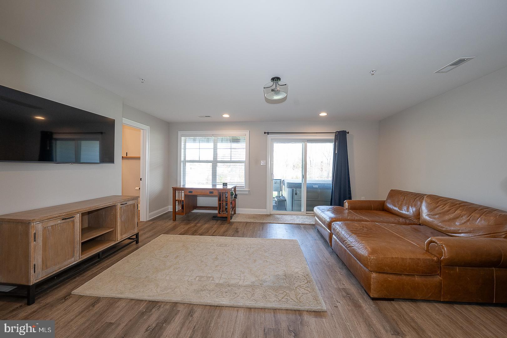 4115 ADDISON COURT