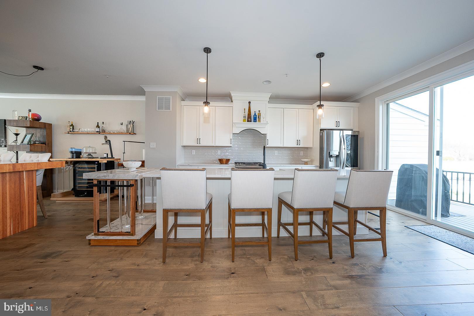 4115 ADDISON COURT