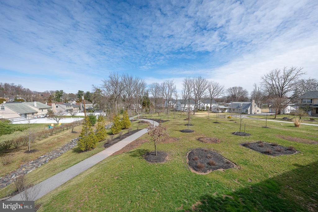 4115 ADDISON COURT