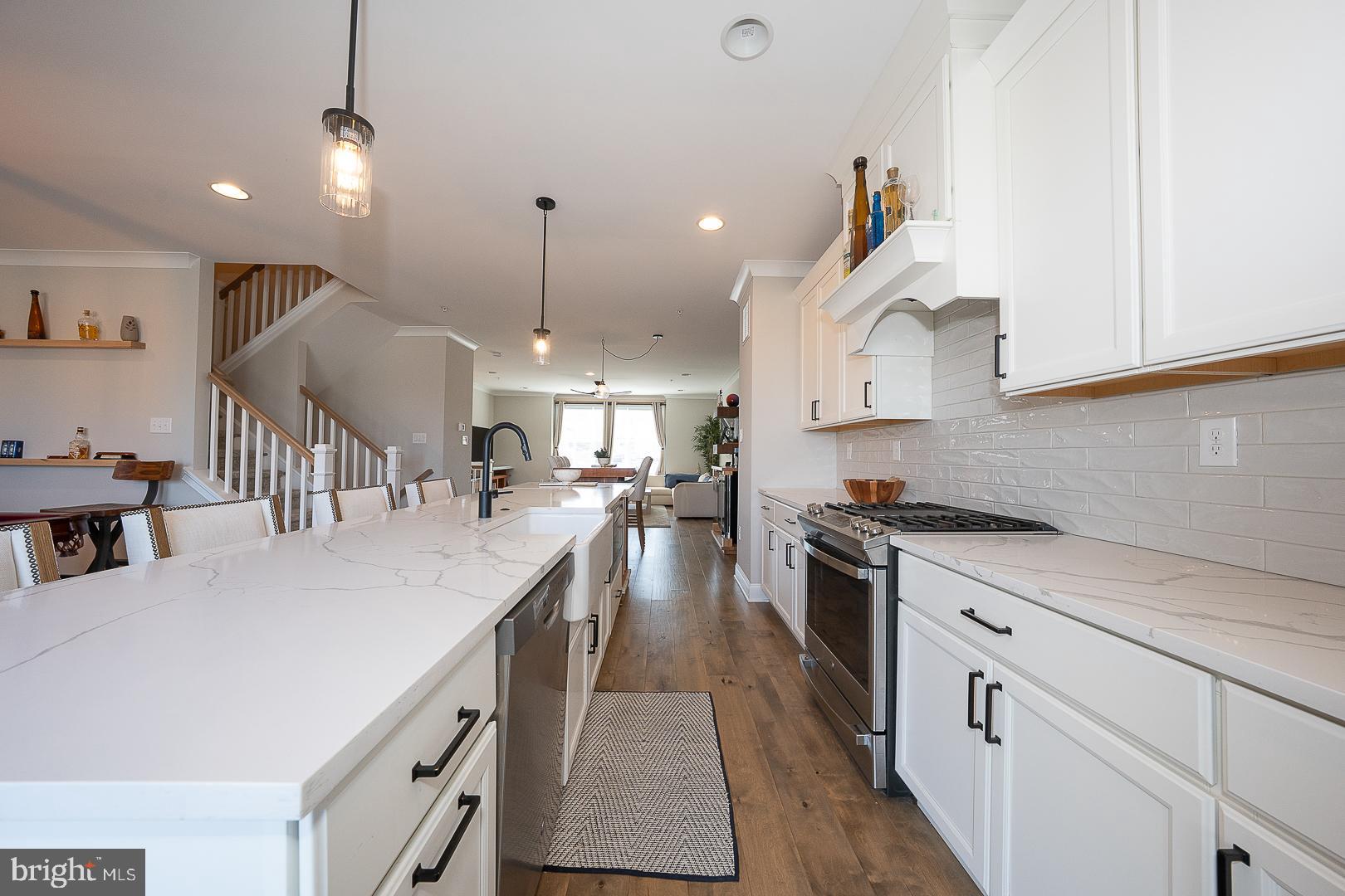 4115 ADDISON COURT