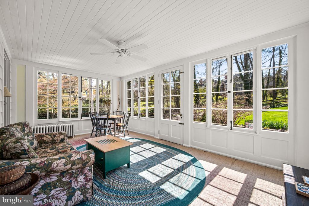 261 FARM ROAD