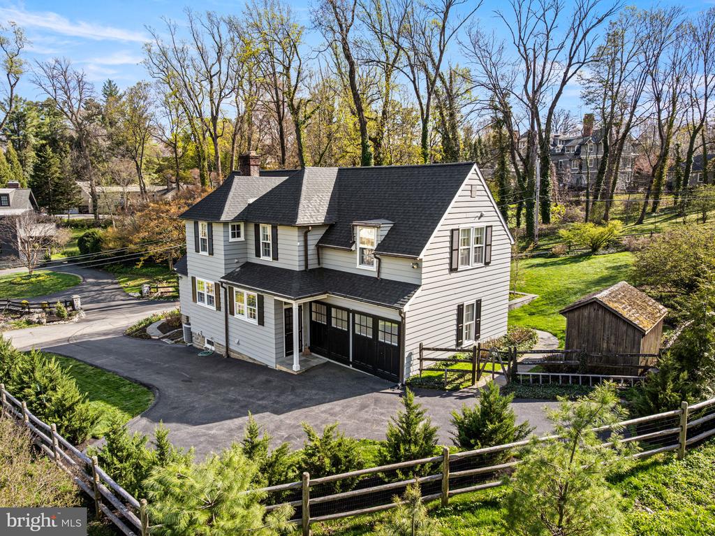 261 FARM ROAD