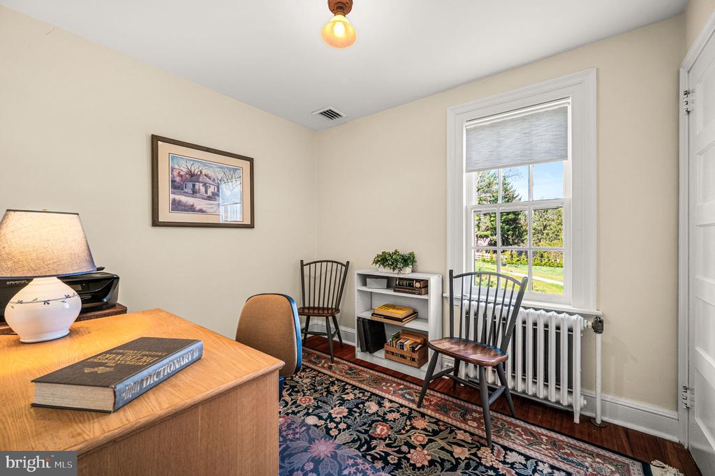 261 FARM ROAD