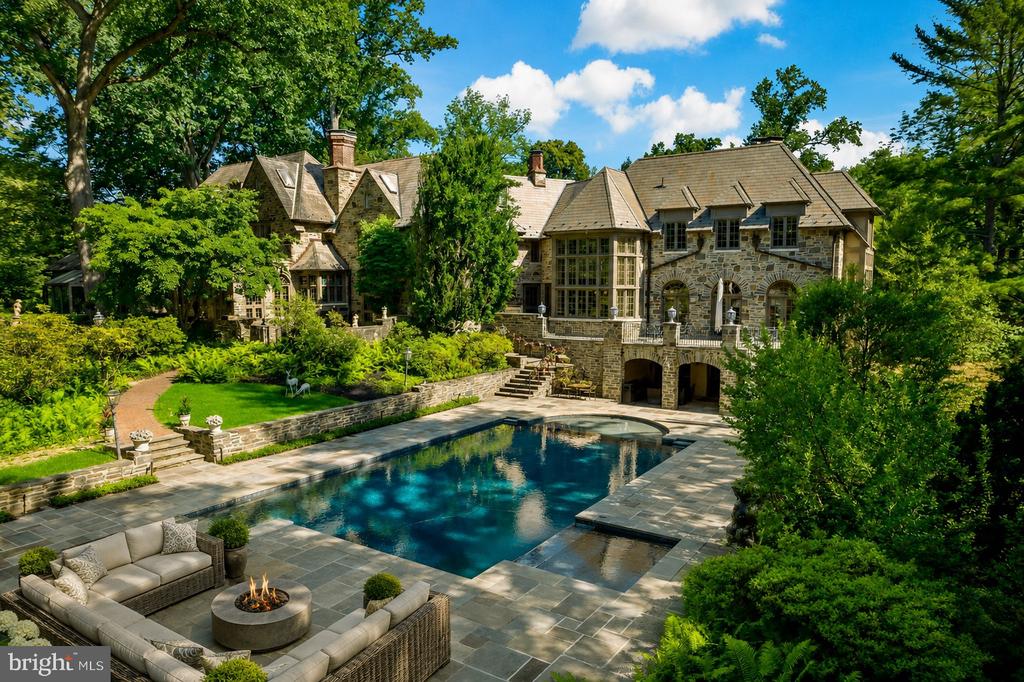 26 OLD GULPH ROAD