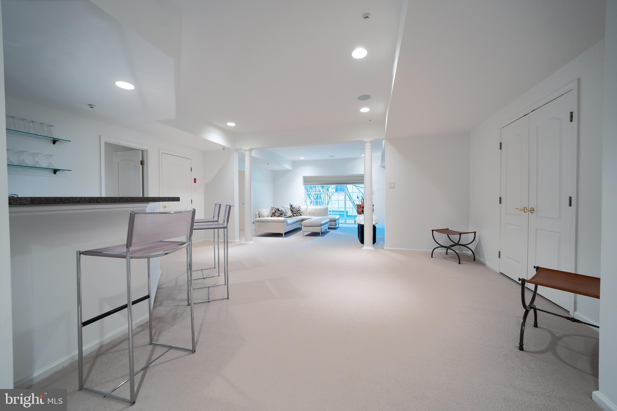 416 SPRING GARDEN LANE