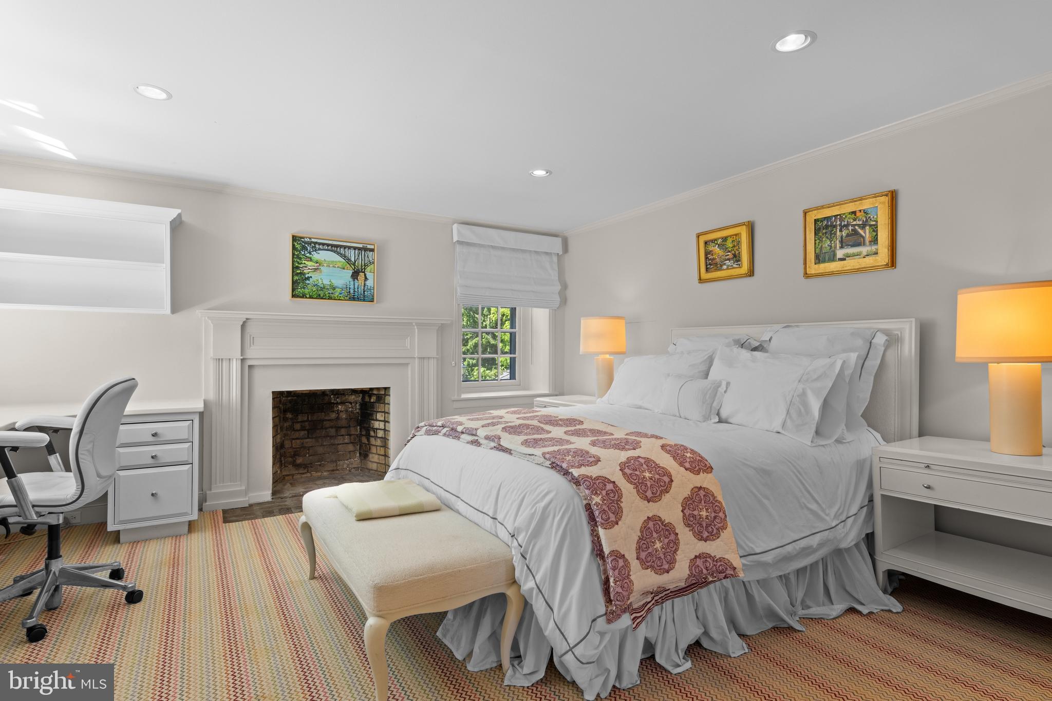 1320 HUNTSMAN LANE