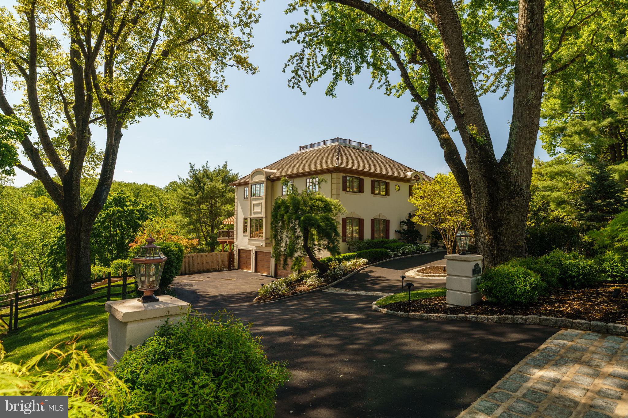 1533 BRIAR HILL ROAD
