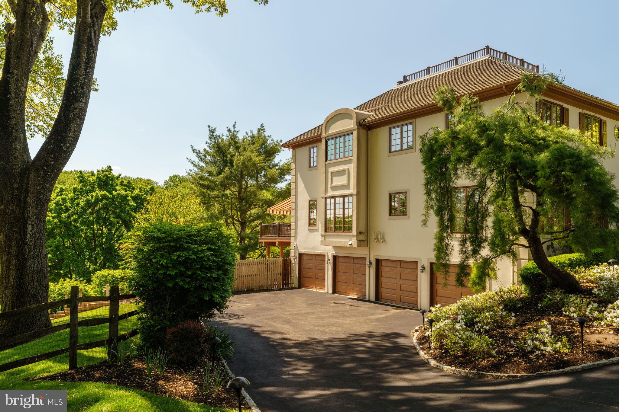 1533 BRIAR HILL ROAD
