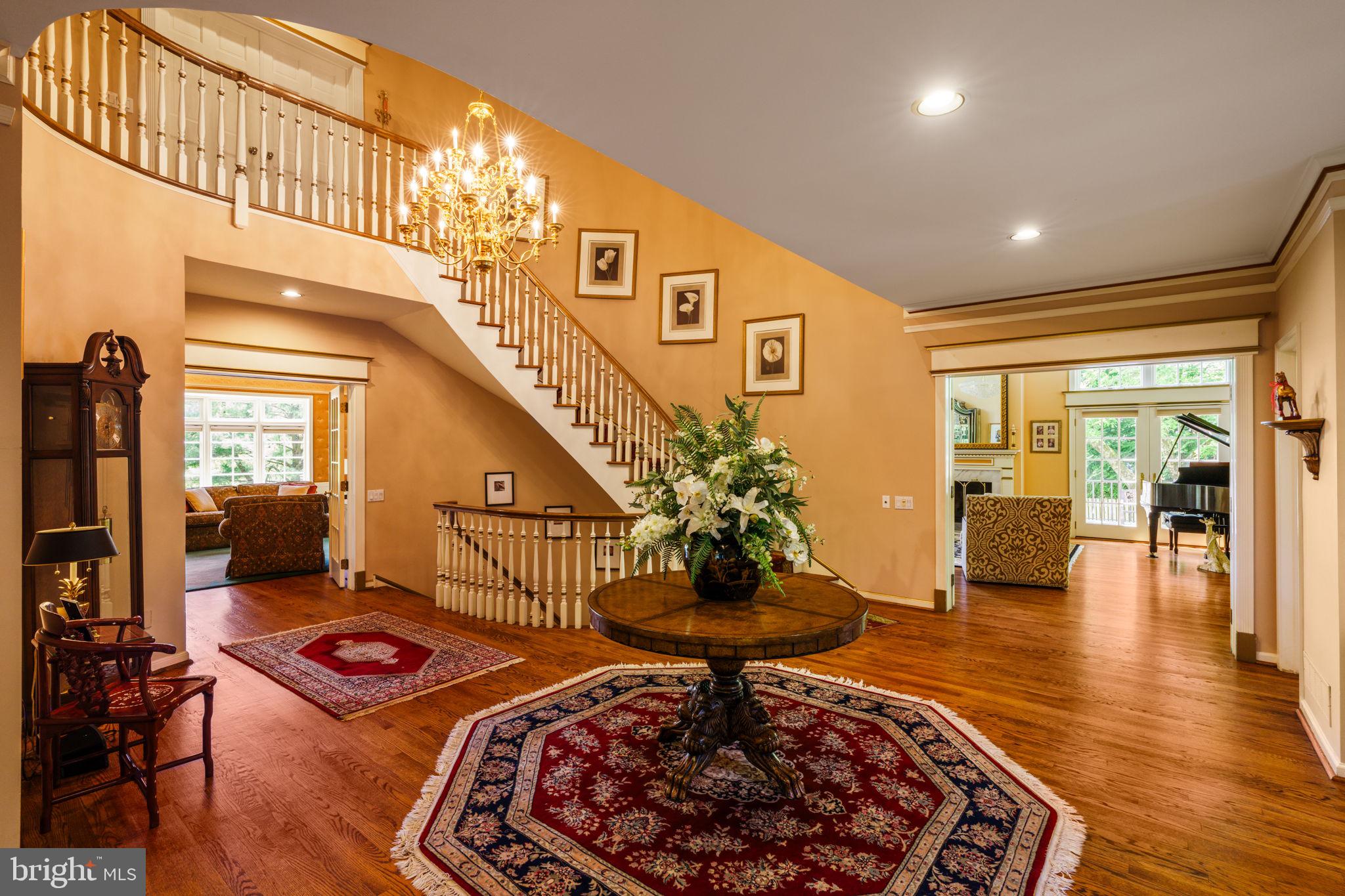 1533 BRIAR HILL ROAD