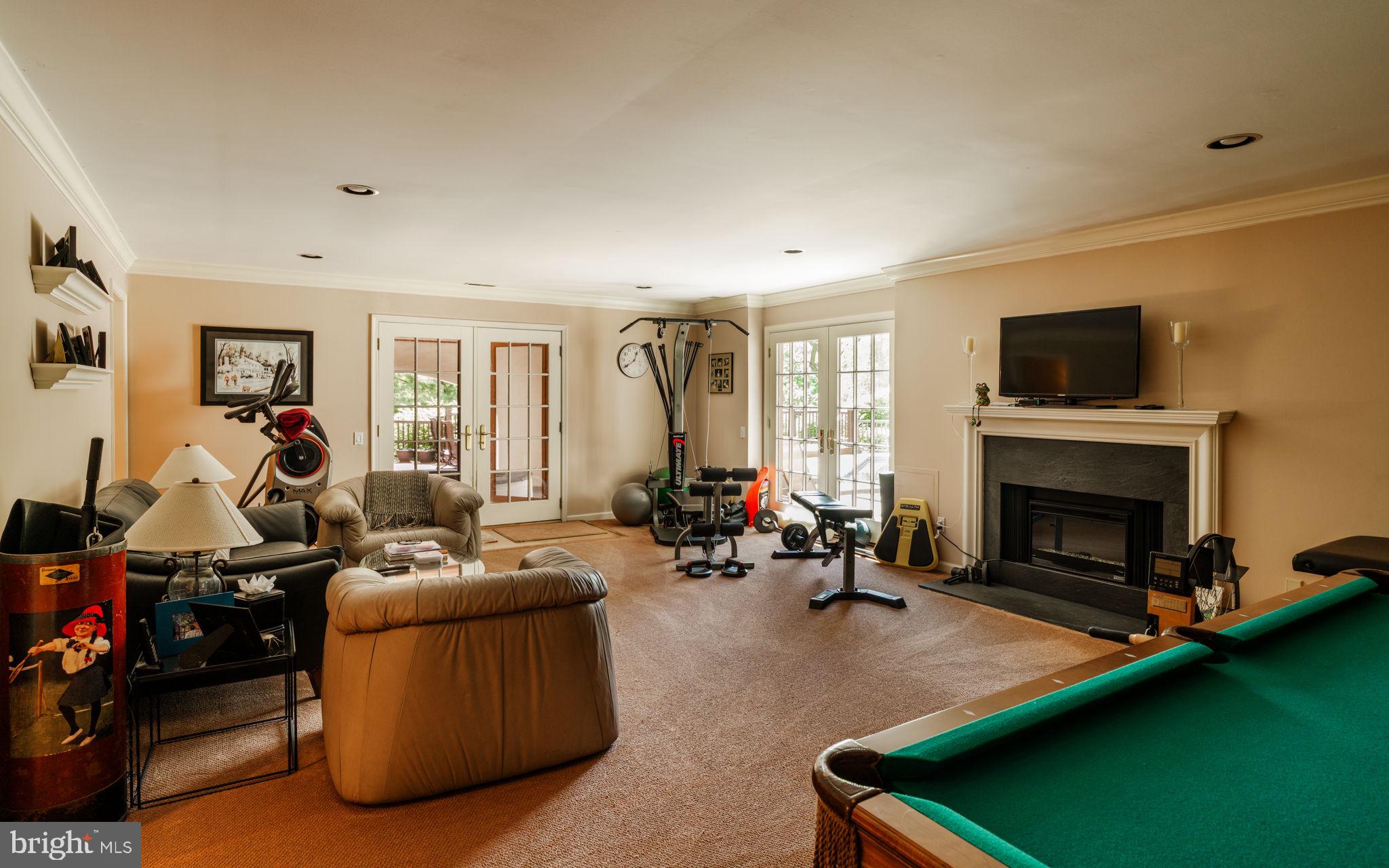 1533 BRIAR HILL ROAD