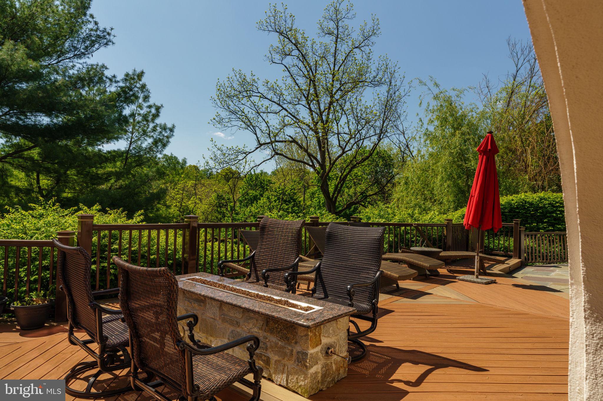 1533 BRIAR HILL ROAD