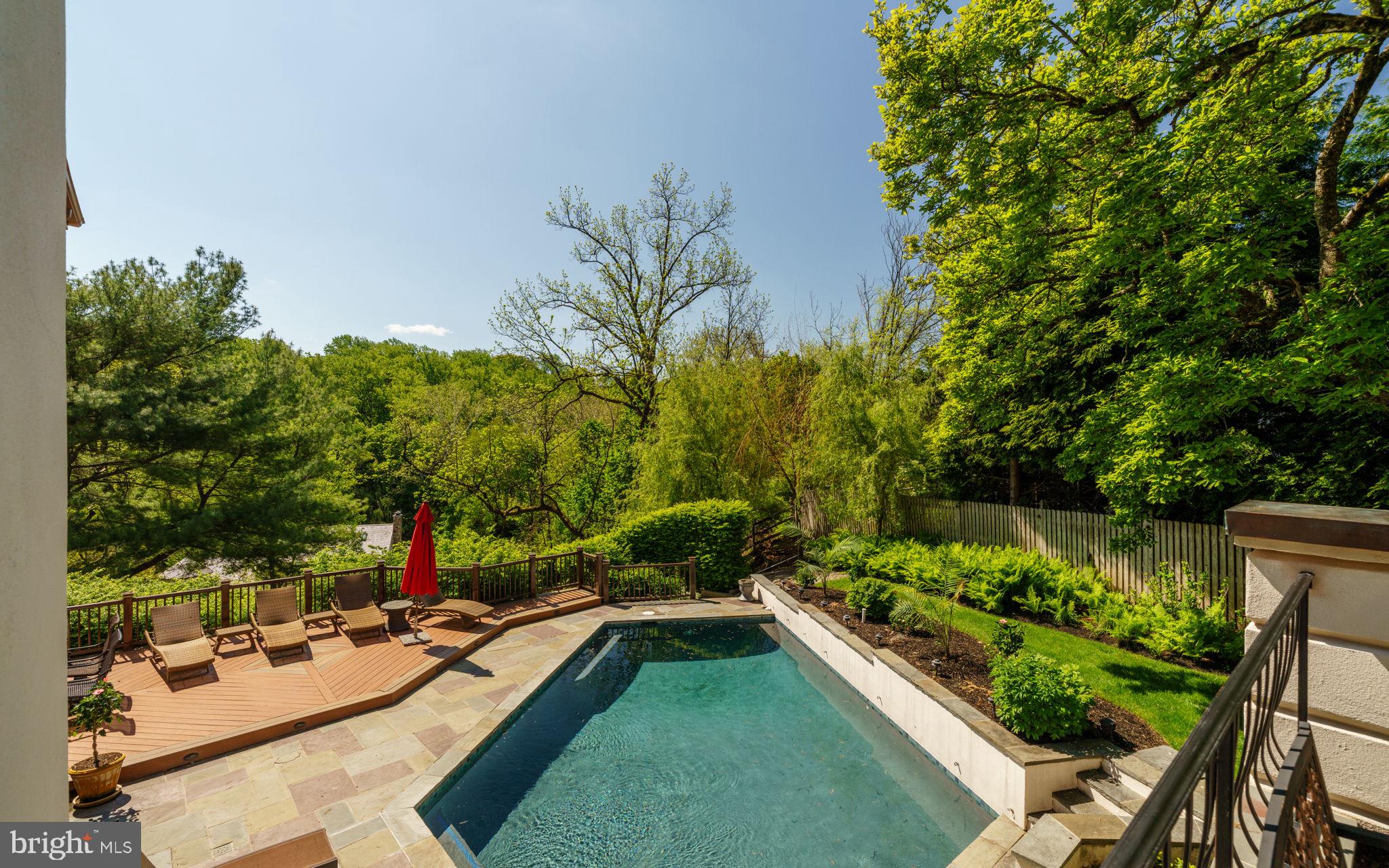 1533 BRIAR HILL ROAD
