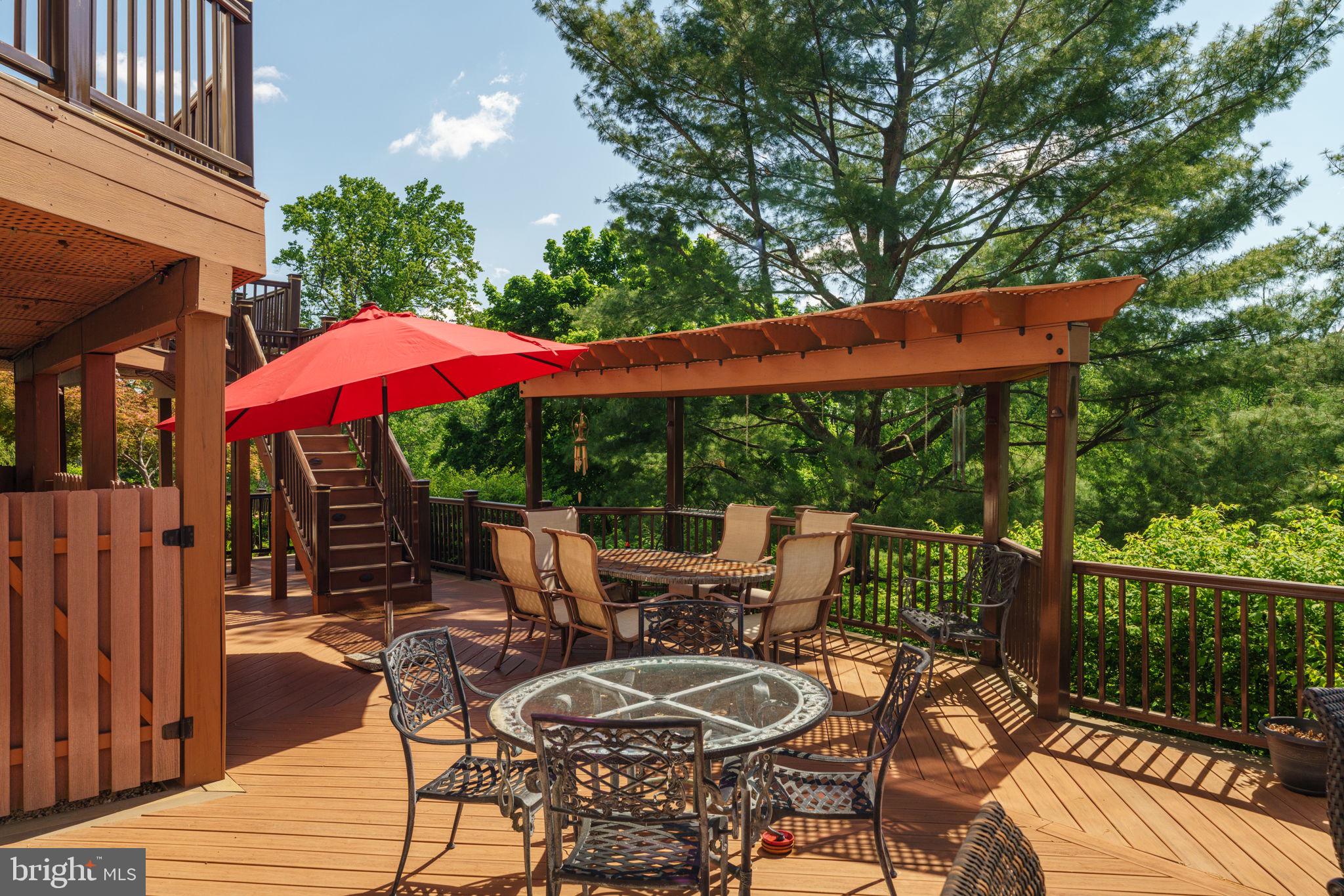 1533 BRIAR HILL ROAD
