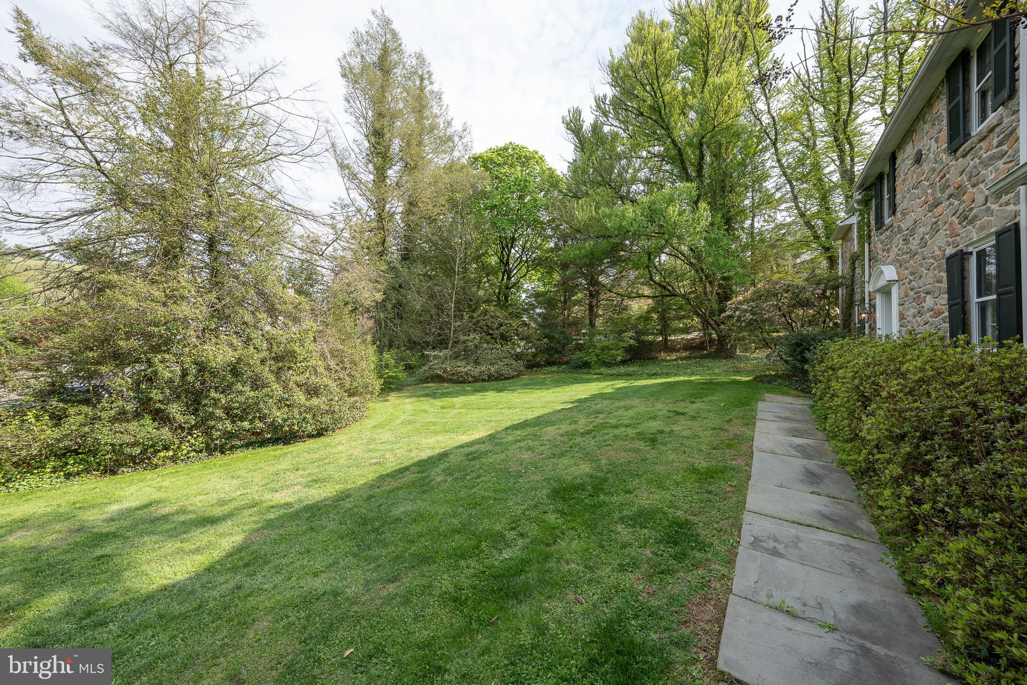 510 LYNMERE ROAD