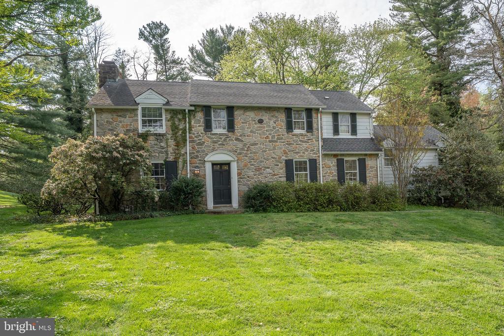 510 LYNMERE ROAD