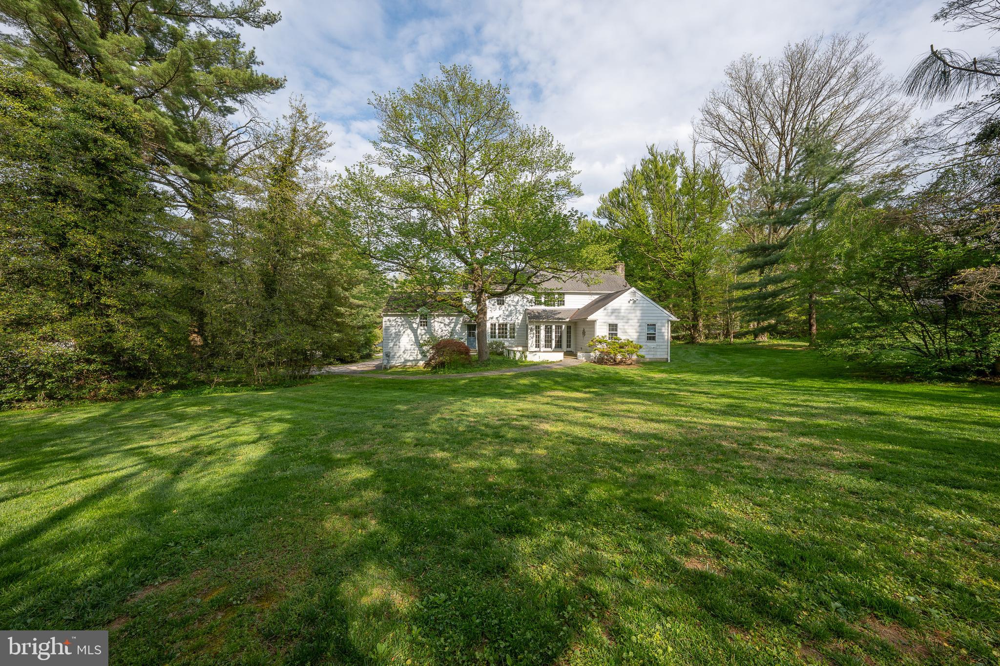 510 LYNMERE ROAD
