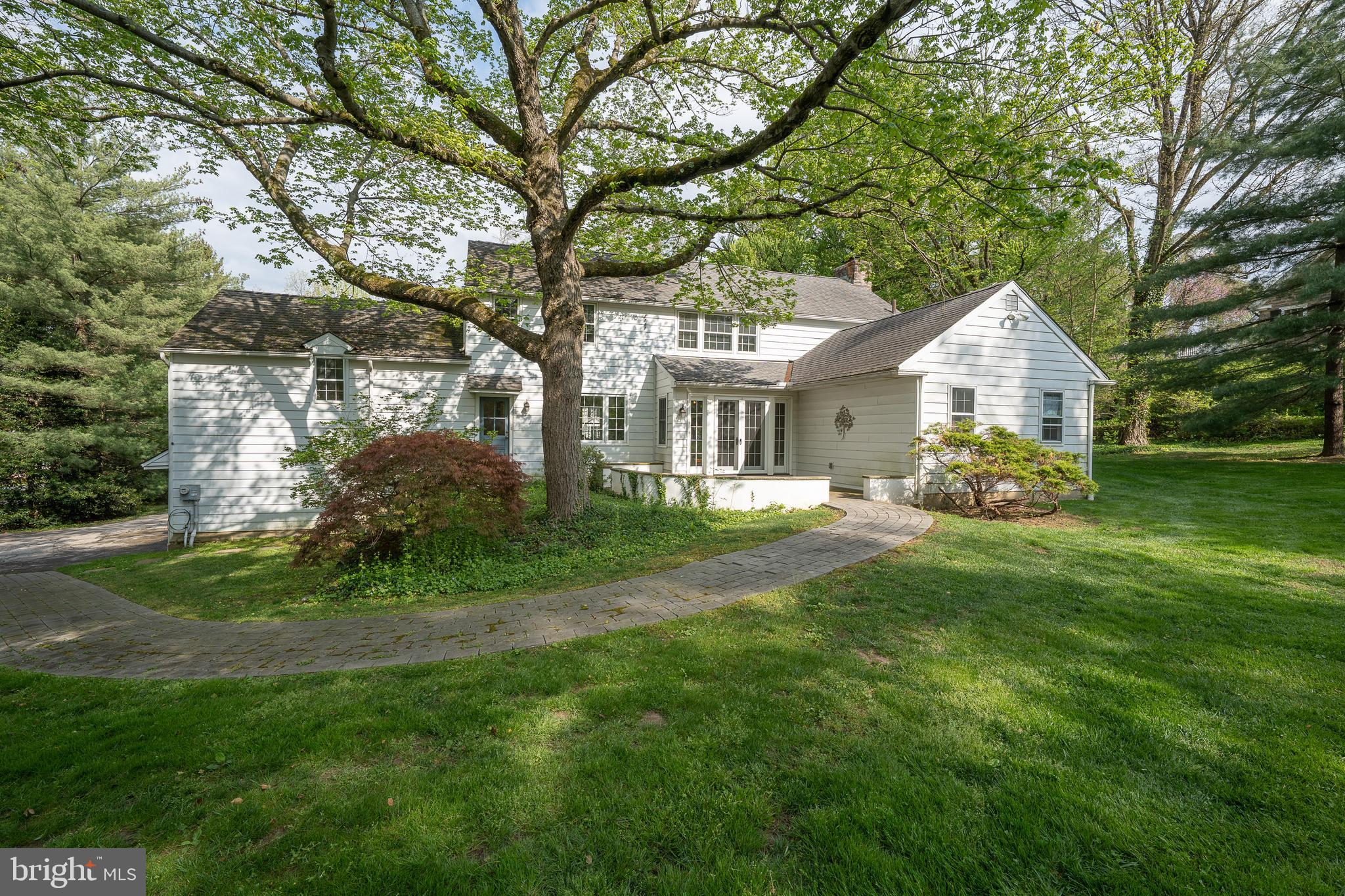 510 LYNMERE ROAD